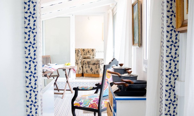 Torre Gironella Cottage | Cute garden facing cottage in central girona. Ideal for bicyclists or couples