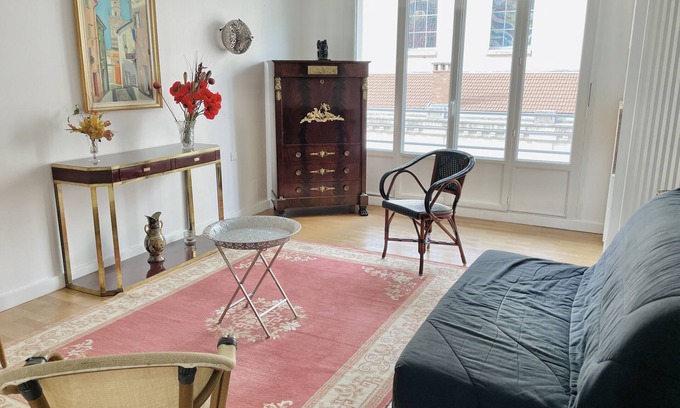Quartier Chorier-Berriat Apartment | #CX |Chez Faffa π
| Spacious T5 | Train station |