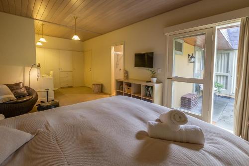 Newington House | Cygnet, Studio on Sturt
