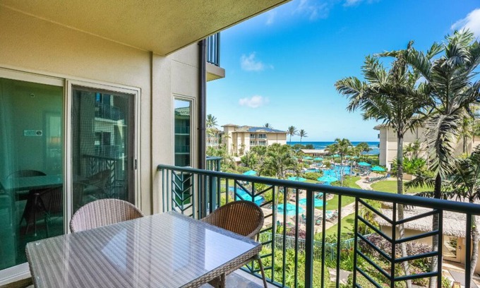 Wailua Condo | D304 - 2 King Beds, Ocean Views, AC, Resort Amenities in Kapaa! Modern & Clean!