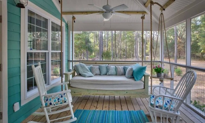 Daufuskie Island House | Da Fuskie Dreams House with Swing Bed