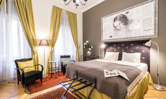 Belvaros - Lipotvaros Apartment | Da Vinci Art Home