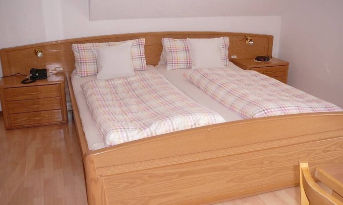 Mahring Apartment | Dachgeschoss-Ferienwohnung mit Balkon
