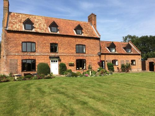 Thetford House | Dairy Cottage