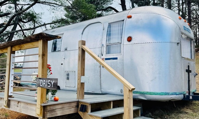 Floyd House | Daisy - Green Acres Resort