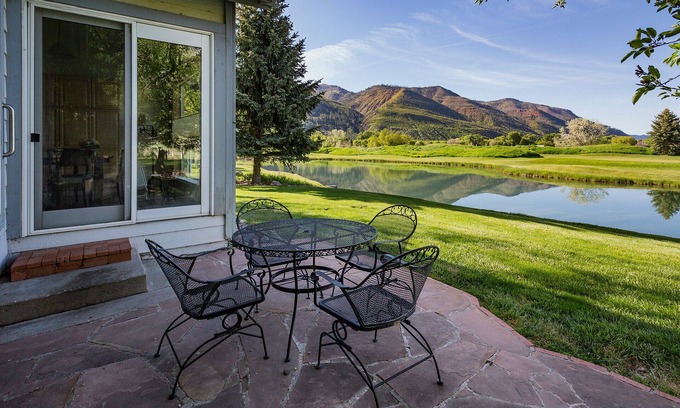 Dalton Ranch House | Dalton Ranch Home on the 12th Fairway - Water and Mountain Views