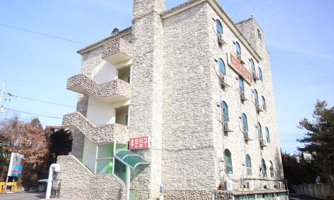 Kijisi-ri Hotel | Dangjin Kkumui Gungjeon