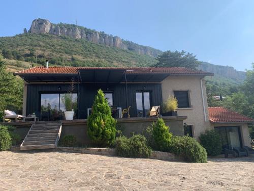 Millau House | Dans la Pouncho d’Agast