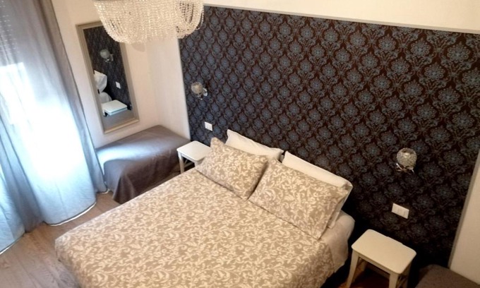 Trento Old Town Bed & Breakfast | Dante Rooms and Apartment