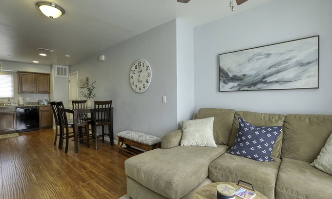 Grover Beach Condo | Darling One Bedroom Condo with Ocean Views