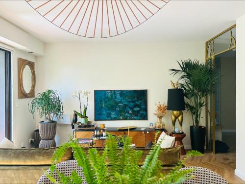 Curial Cambrai House | David Bnb Paris 2