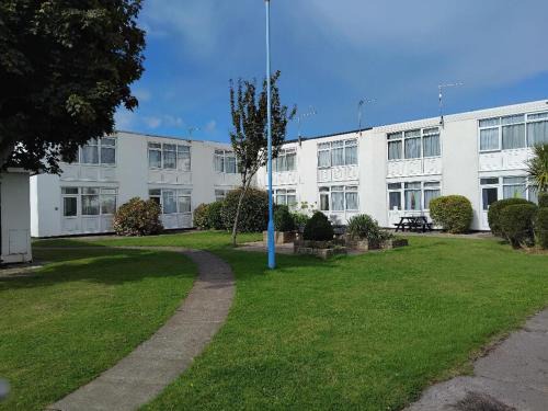 Dawlish Warren House | Dawlish Warren Welcome family holiday park South Devon Willow villa Welcome2Warren