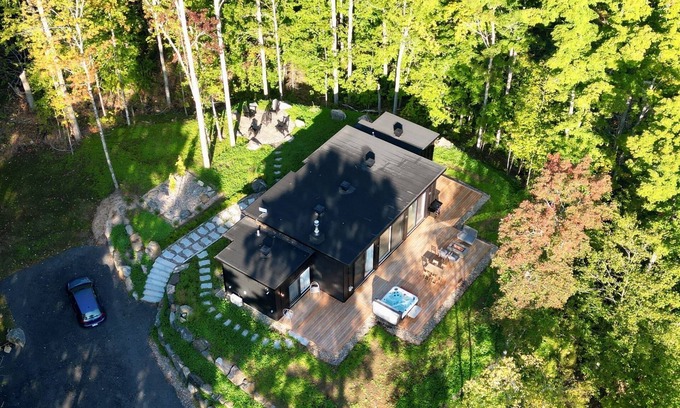 La Conception Ski Chalet | DAX HOUSE: Luxury Stay in Tremblant