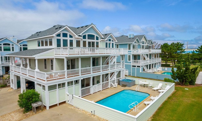 Buck Island House | Daydream Believer: Private Pool | Cabana Service
