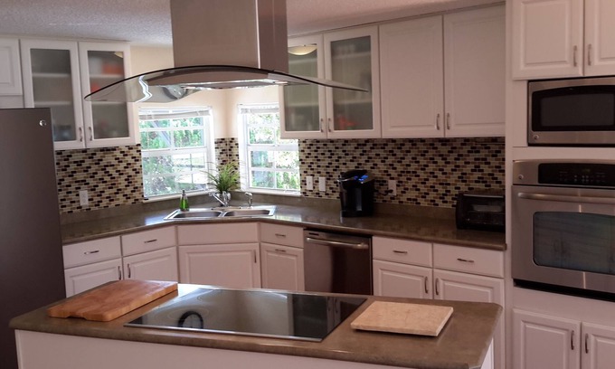 Allandale House | Daytona Beach - Holiday house with pool 5 min from beach 3bedr /2bathr 7 pers.