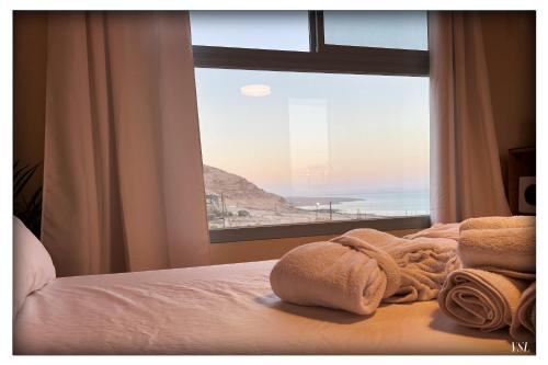 Al-Maghtas Apartment | Dead Sea Rooftop - גג ים המלח