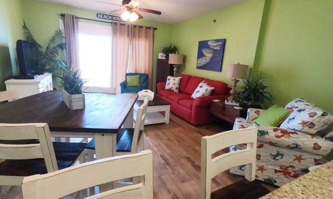 Gulf Shores Condo | Decorators Delight! TROPIC ISLES 303 October Dates Available!