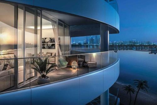 Palm Jumeirah Apartment | Dejaview Stays Luxury Apartment with Private Terrace, Burj & Sea View