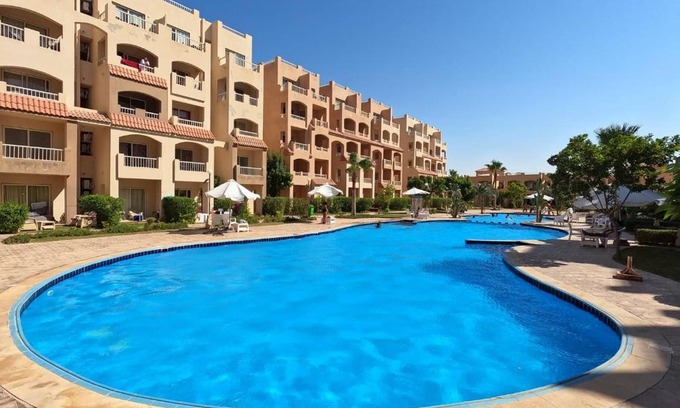 Sidi Abd El-Rahman Apartment | Delightful 2-BDR Chalet opposite to Marassi - No Beach