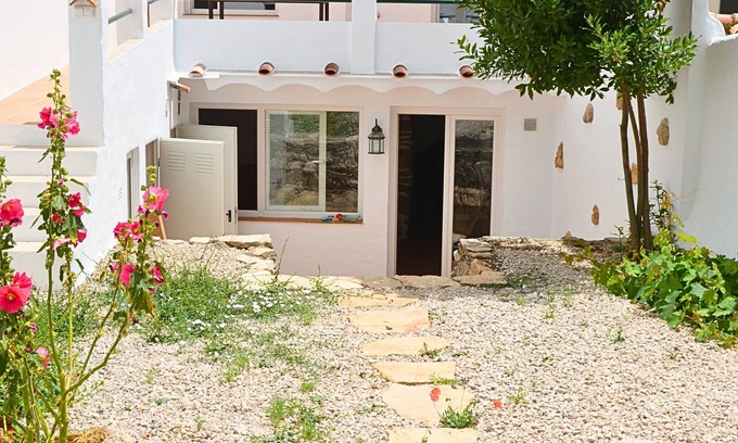 Alfarnate House | Delightful 3-bedroom townhome in Alfarnate