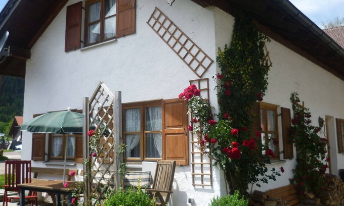 Unterammergau House | Delightful Holiday Home in Unterammergau with Terrace