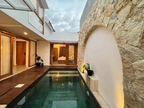 Kerobokan Villa | Della Rossa