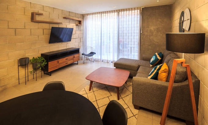 Downtown Guadalajara Apartment | Deluxe Double Apartment with Patio - 103