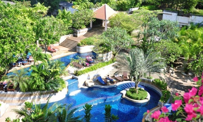Patong Hotel | Deluxe Partial SEA-VIEW Room #02