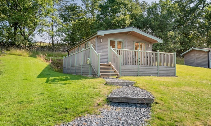 Windermere Cabin | Dene Lodge - a holiday lodge that sleeps 2 with an en-suite