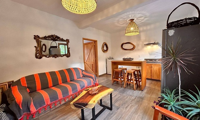 Tepoztlan Apartment | Departamento en Medio del Bosque