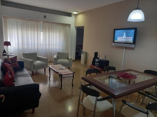 Cordoba Apartment | Departamento sobre principal calle PEATONAL plena zona Finaciera y Comercial