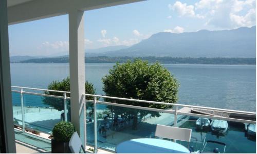 Le Bourget-du-Lac Apartment | DEPAYSEMENT AU BORD DU LAC
