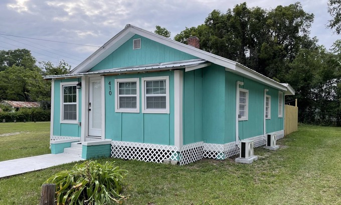 University Heights House | Depot Park Cottage-Downtown Gainesville