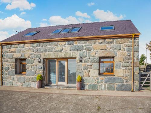 Rhyd-y-clafdy House | Deri Cottage