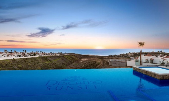 Playas de Rosarito Resort | Descanso Sunset