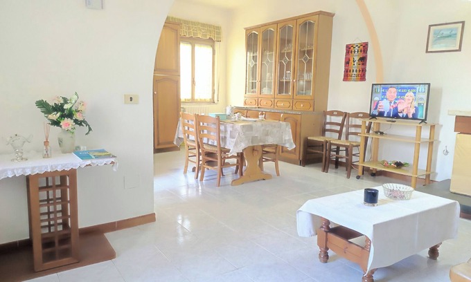 Moio della Civitella House | Descrizione