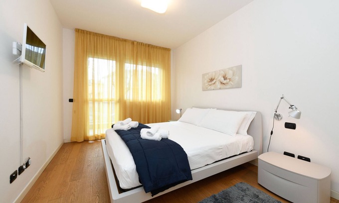 Desenzano del Garda Apartment | DesenzanoLoft La Rosa dei Venti Renovated 2025