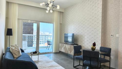 Masdar City Apartment | Desert Flower Delight