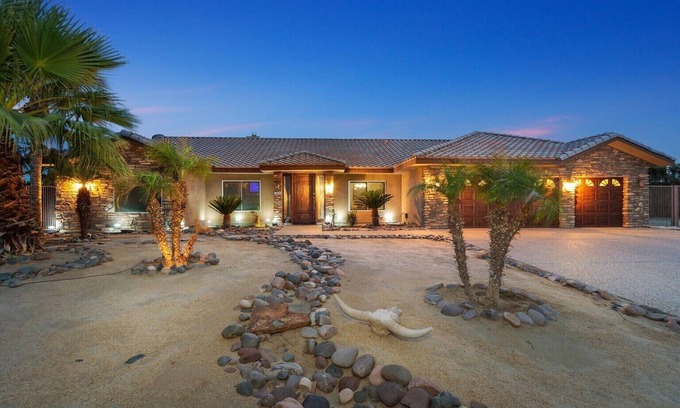 Bermuda Dunes House | Desert Oasis Large Pool Spa - 4 Bedroom - Bermuda Dunes - 7 day Speacial Rate