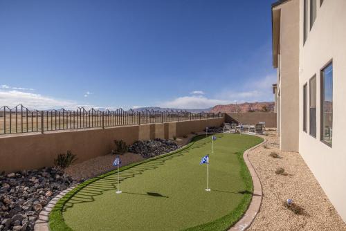 St. George House | Desert Retreat
