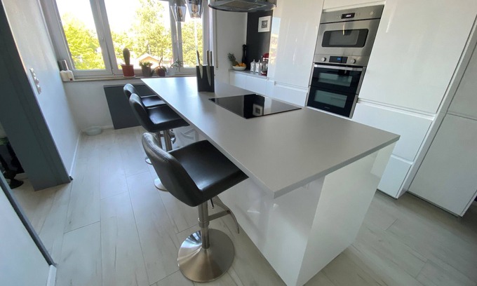 Leinfelden-Echterdingen Condo | Design 3 room apartment trade fair/airport