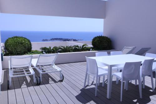 Bandol Apartment | Design Apartment - Pool, Large Terrace and Panoramic Views of Mediterranean
