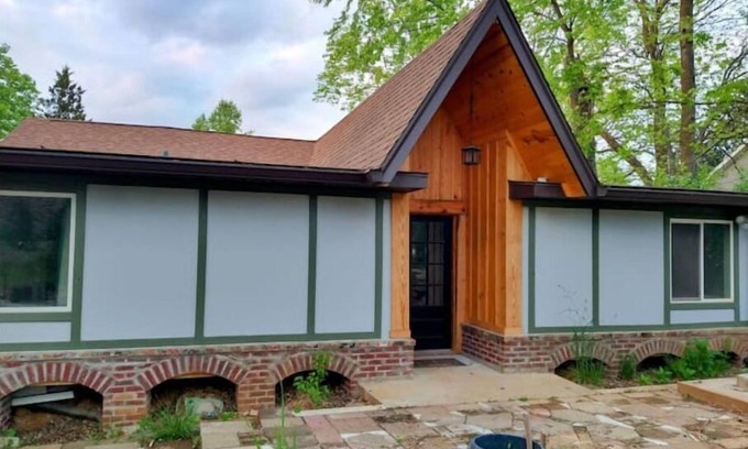Camp Taylor House | Designer Architectural home near airport