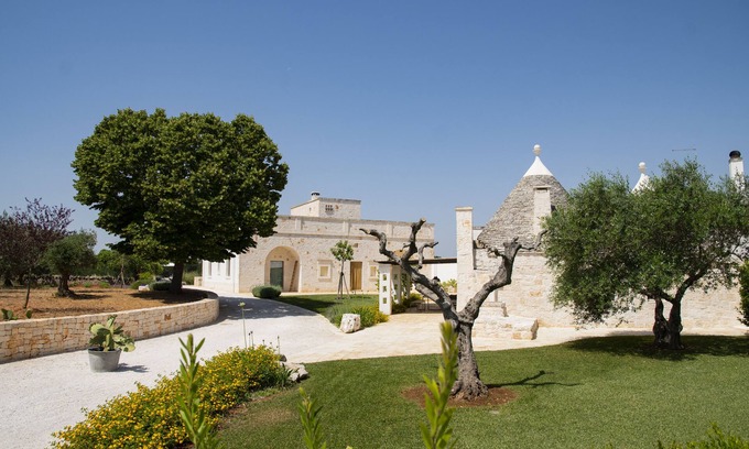 Cisternino House | Designer villa with pool in Itria Valley