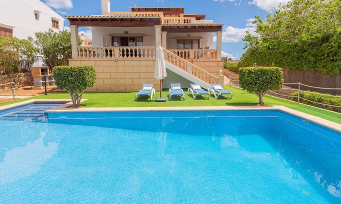 Portocolom Ski Chalet | Detached house in Portocolom