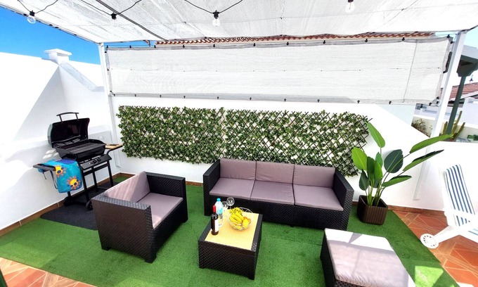 Los Gavilanes House | Detached house with terrace, barbecue and solarium near the beach