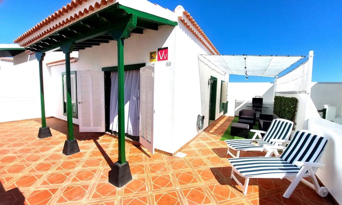 Los Gavilanes House | Detached villa with terrace and barbecue, very close to the beach