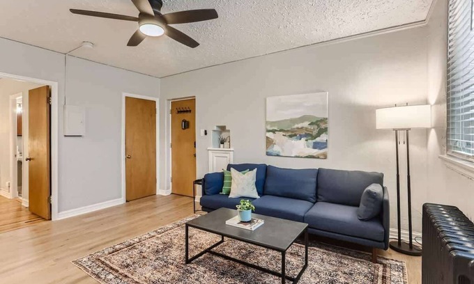 City Park Apartment | Detroit by Modern Midstay/On City Park! #T11