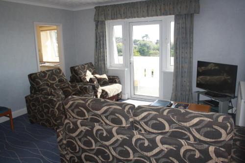 Exmouth Apartment | Devoncourt Monthly Rentals