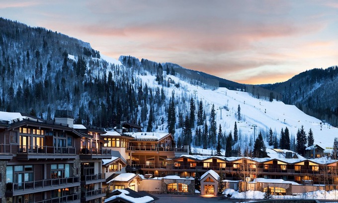 Vail Condo | Diamond Penthouse @ Manor Vail - Jacuzzi Tub + WD - Includes Bkfast & Hskping